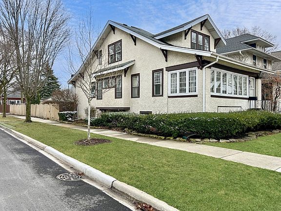 2nd image of 546 N Lombard Ave