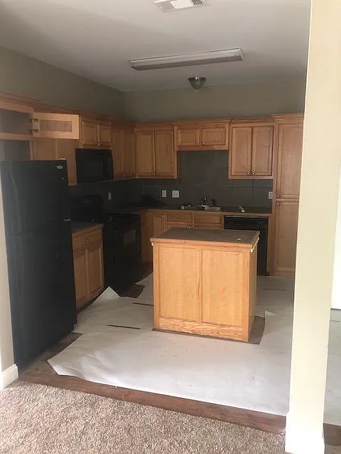 3 bed, 1329 sqft, $1,500 — Photo 3