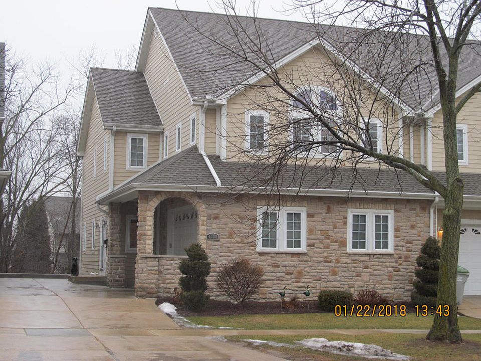 2nd image of 4028 W Howard Ave #4028