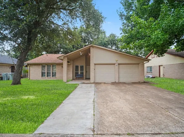7419 Shady Vale Ln, Houston, TX 77040