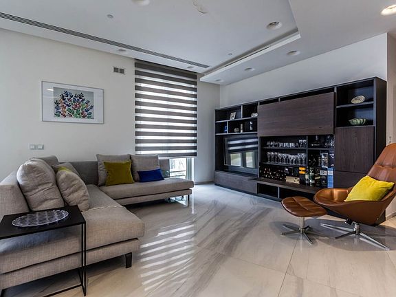 5th image of 3625 10th St #701