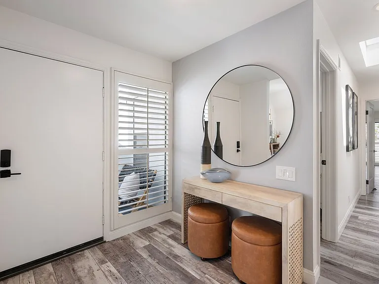 702 Portofino Ln — Photo 43