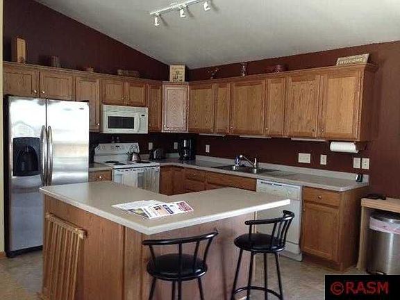 5th image of 104 Panther Ln