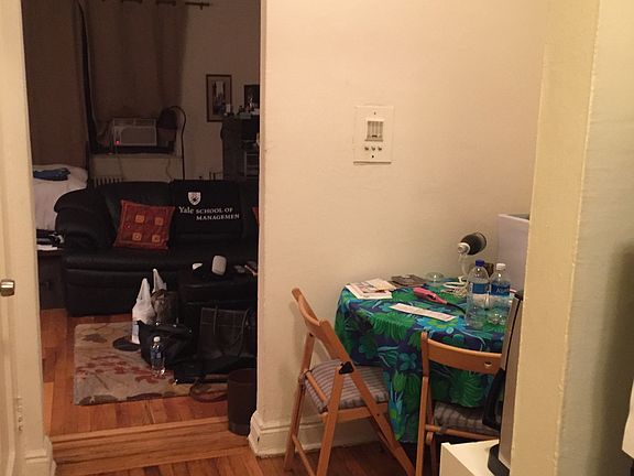 5th image of 210 E 38th St APT 2F