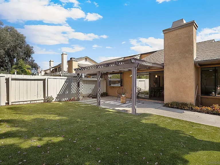 13488 Grain Ln — Photo 9