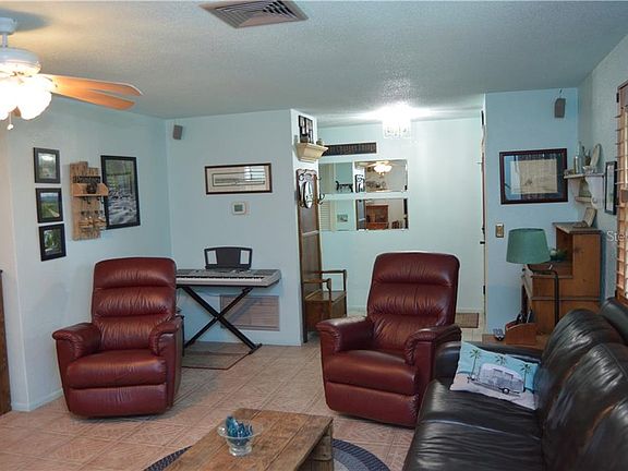 5th image of 1219 Saint Andrews Dr
