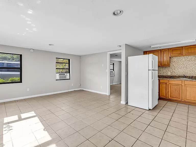 2121 University Blvd S #2121 — Photo 10