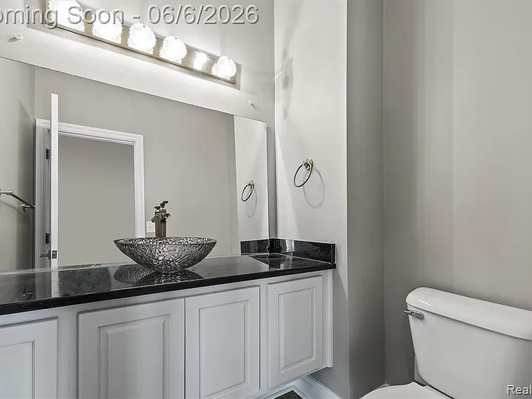 2962 Pheasant Ring Dr — Photo 23