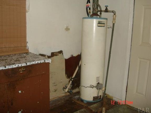 3rd image of 2602 N I St