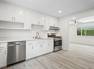 802 Calderon Ave APT B, Mountain View, CA 94041