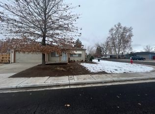 1601 Grassland Pl, Reno, NV 89502