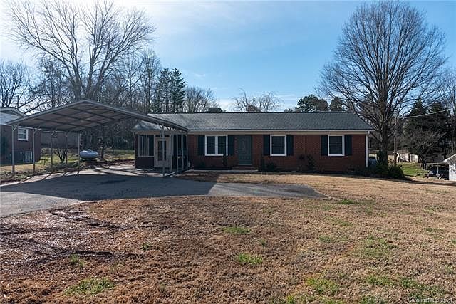 1st image of 354 Mocksville Hwy