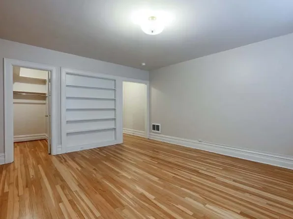 Elizabeth Apartments (Eliz01)