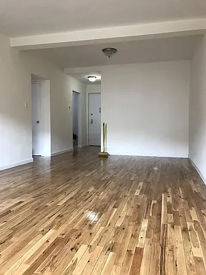 Rented by Giaps Realty Group LLC | media 14