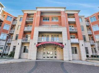 7400 River Rd APT 111, North Bergen, NJ 07047