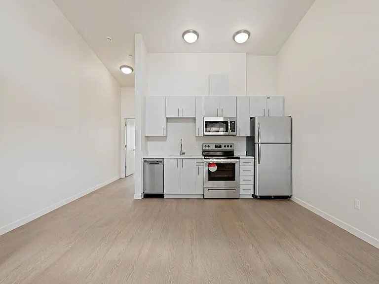 Duke Henry Flats — Photo 21