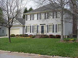 1st image of 104 Chase Woods Ct