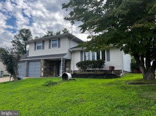 588 Kismet Rd, Philadelphia, PA 19115