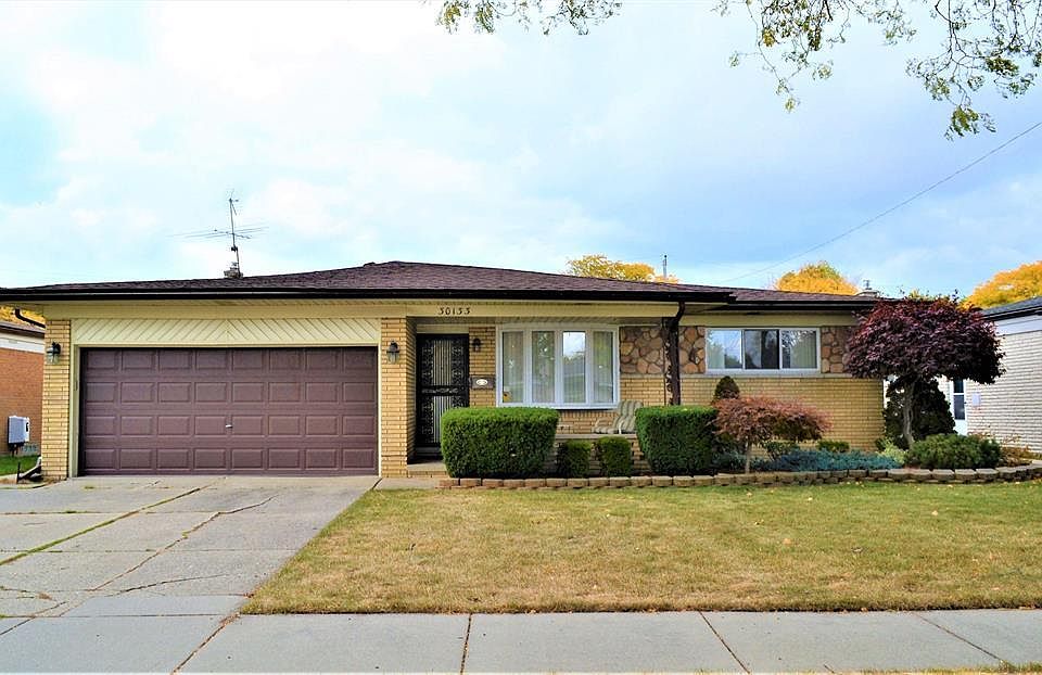 1st image of 30133 Blossom Ln