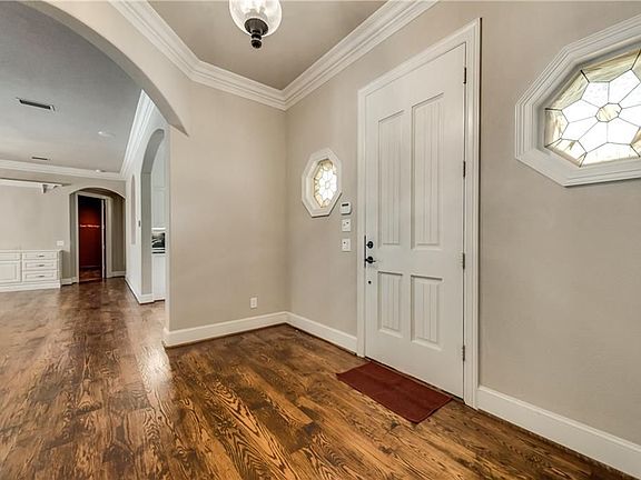 4th image of 3024 Urban Way