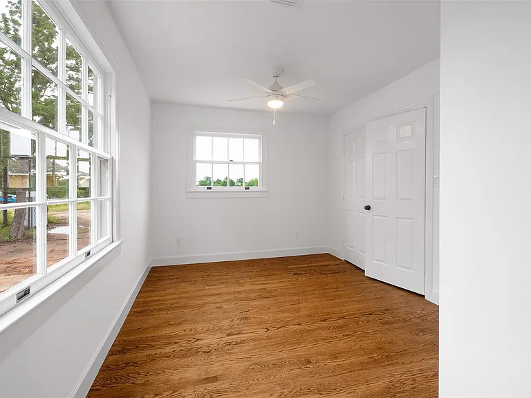 247 Foothill Rd — Photo 13
