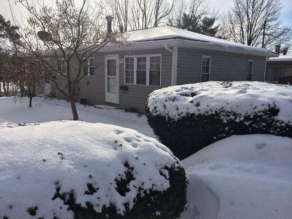 1st image of 2340 & 2342 Newton St