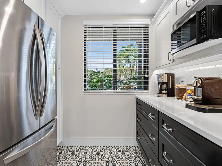 2401 Marina Isle Way #105 — Photo 8