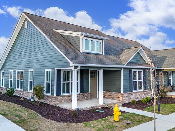 These photos are for example purposes only. Not exact depiction of floorplan for sale.