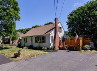 9 Walter Rd, Danvers, MA 01923