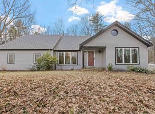 4 Ridgewood Dr, Kingston, NH 03848