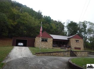 124 Ratcliff Rd, Huntington, WV 25704