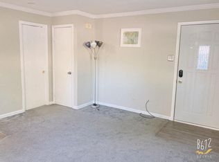 5008 Florence Ave UNIT C, Downers Grove, IL 60515