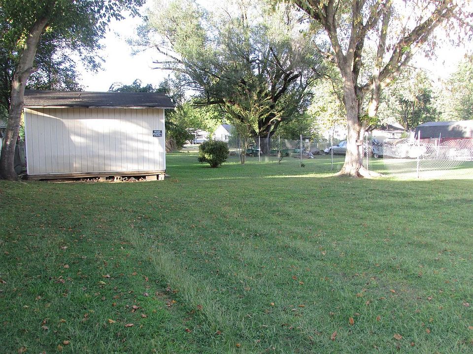 2nd image of 418 5th St