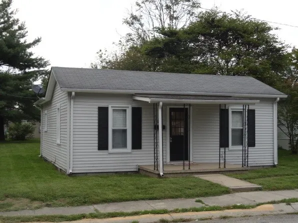 830 W Oak St, Seymour, IN 47274