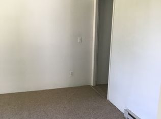 413 N 2nd St, Elsberry, MO 63343