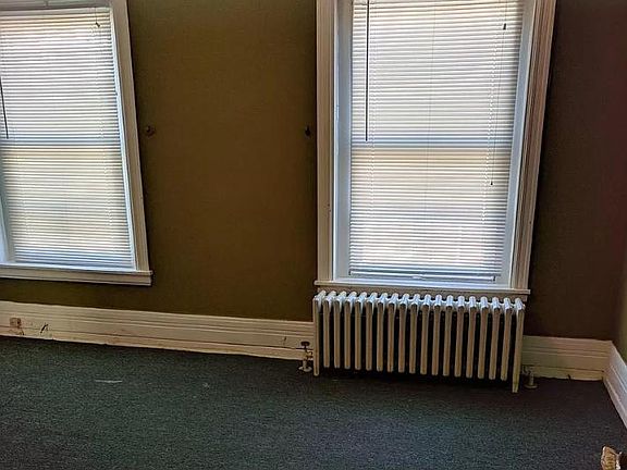 5th image of 2225 N Van Pelt St Floor 2