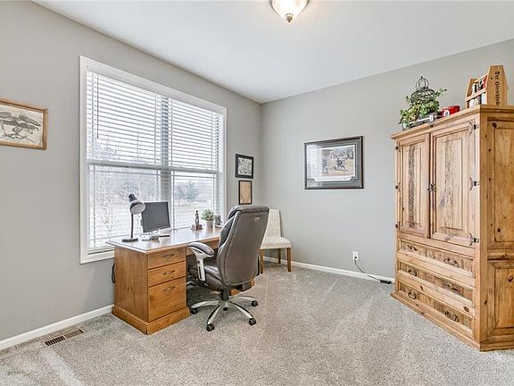 Guest room - Main floor