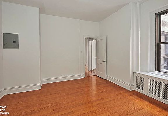 3rd image of 251 W 89th St APT 5C