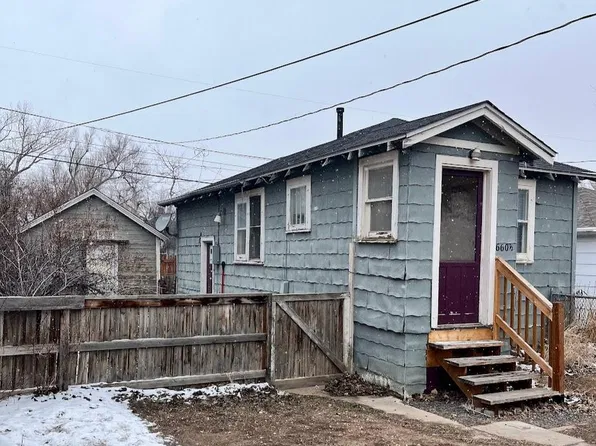 660 1/2 N 6th St, Laramie, WY 82072