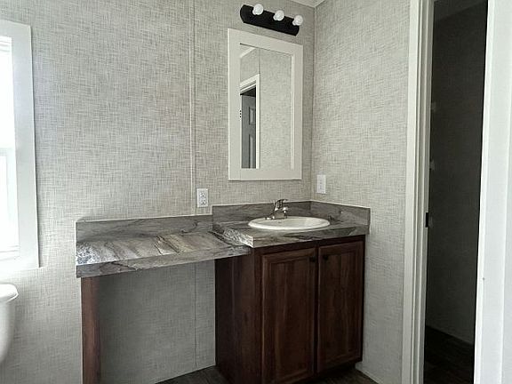 4th image of 8750 Symmes Rd #112