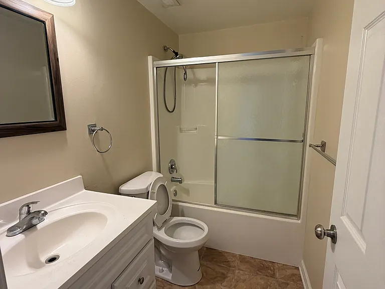 Meadow Crest Dr — Photo 15
