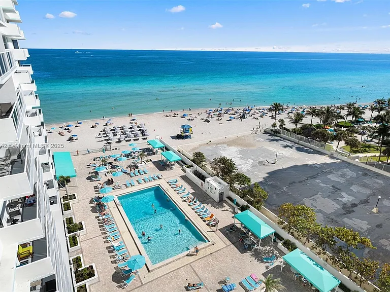 3725 S Ocean Dr #1110 — Photo 25