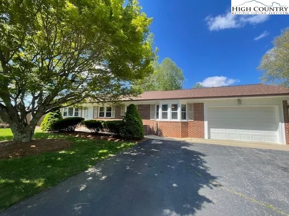 611 N Main Street, Jefferson, NC 28640