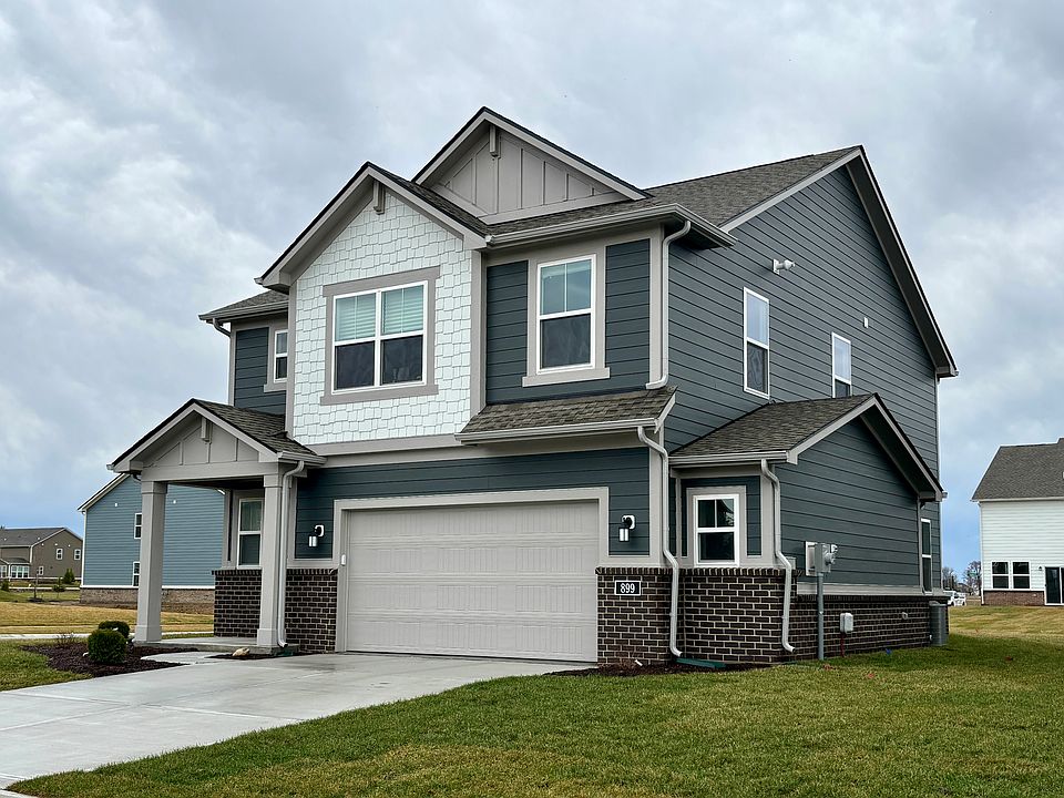 1st image of 899 Norfolk Ln