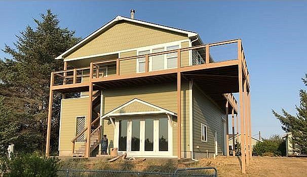 1st image of 570 Sand Dune Ave SW