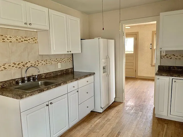 6925 NE 12th Ave — Photo 12
