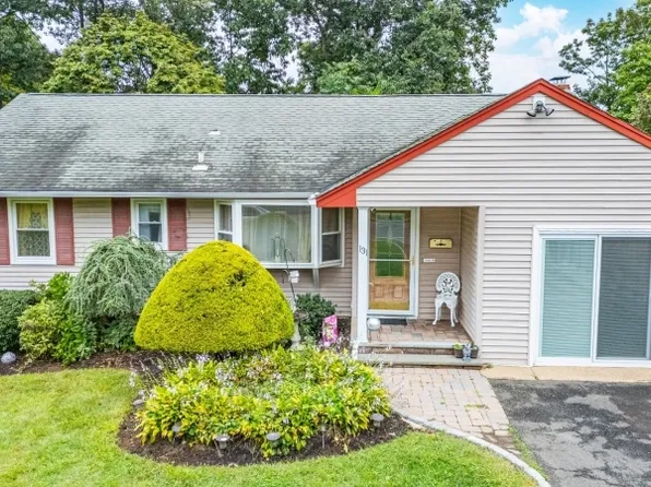 131 Madison St, Dover Town, NJ 07801