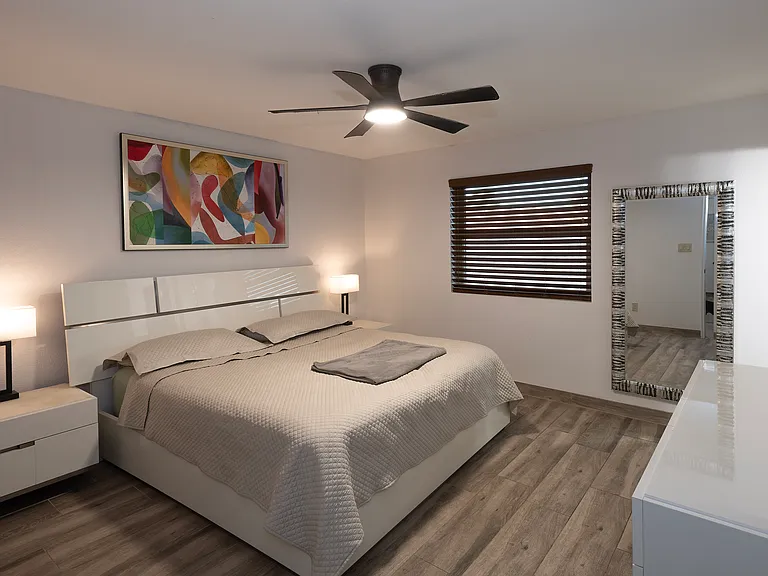3121 E Sierra St — Photo 15
