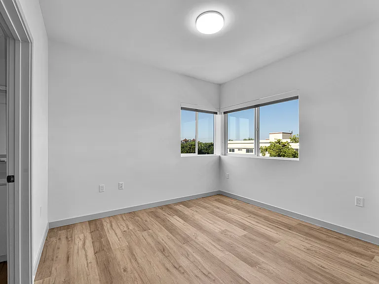 1240 Magnolia Ave #201 — Photo 10