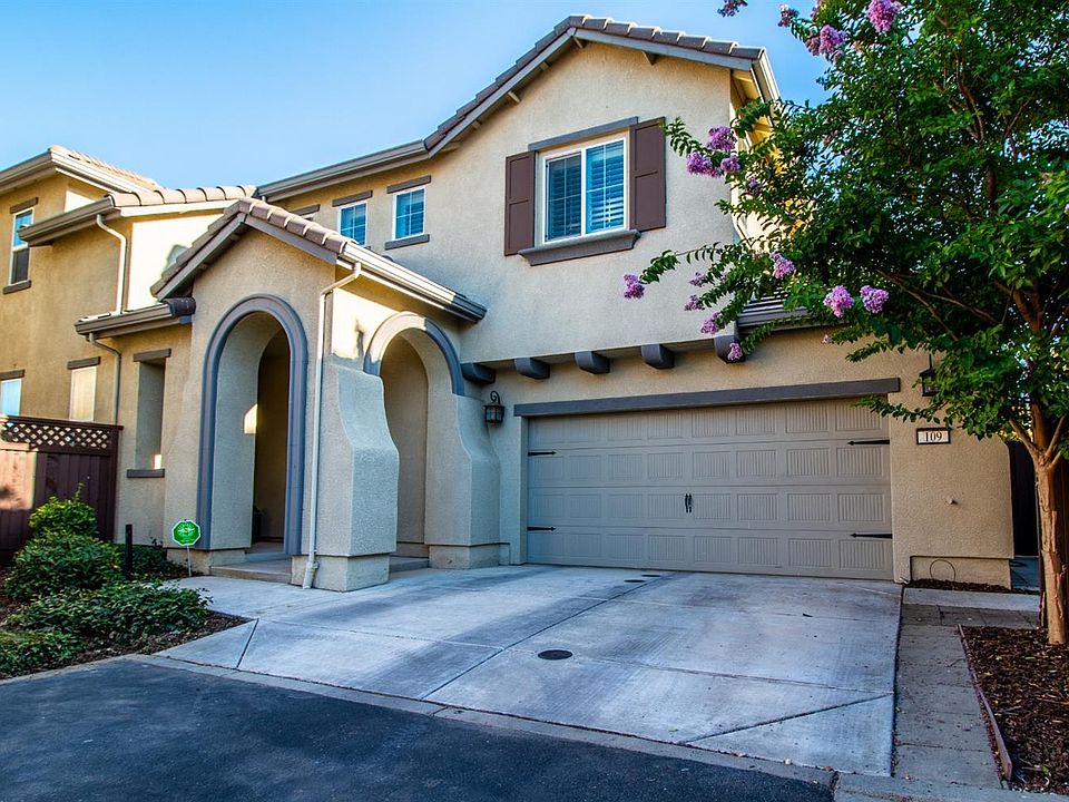 1st image of 109 Pellegrino Ct
